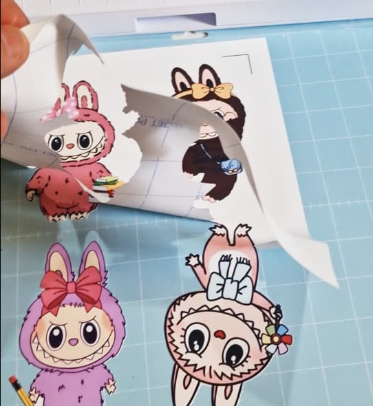 Sticker mic/mare pentru tricouri sau alte materiale textile albe, termo aplicabile, model La Bubu 4 2