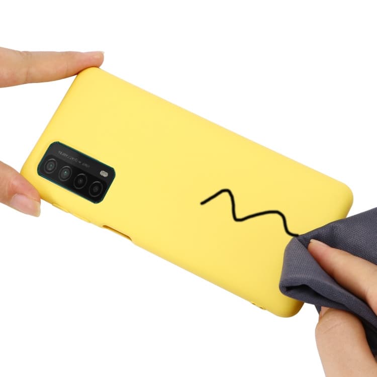 Husa Huawei P Smart 2021 Luxury Silicone, catifea in interior, galbena 4