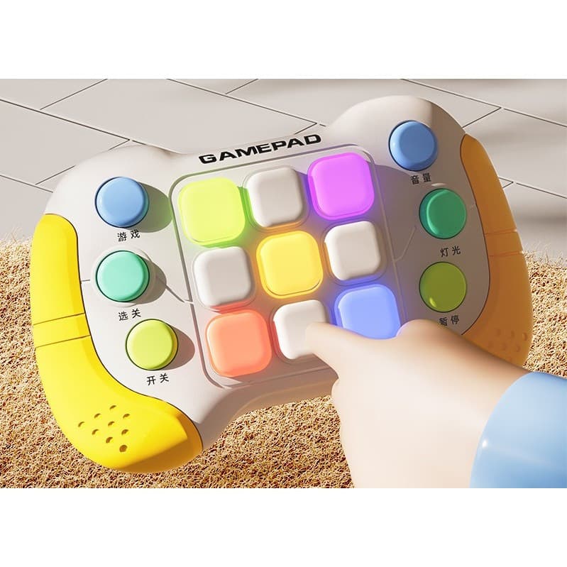 Jucarie Interactiva tip consola Pop It, 6 butoane functionale, 5 Moduri de Joc, 600 Niveluri, +3 ani, galben/gri 4