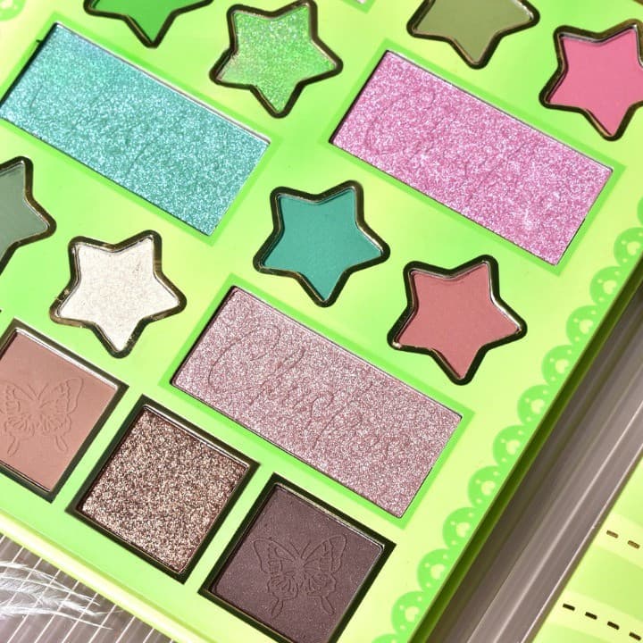 Paleta de machiaj KEVIN & COCO, 20 culori Green Girl, fard de pleoape si blush, verde 3