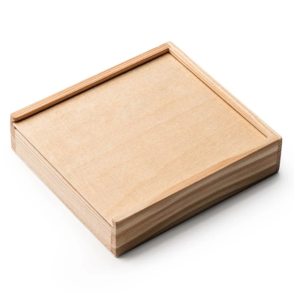 Set carti de joc si zaruri din lemn, cutie inclusa 2
