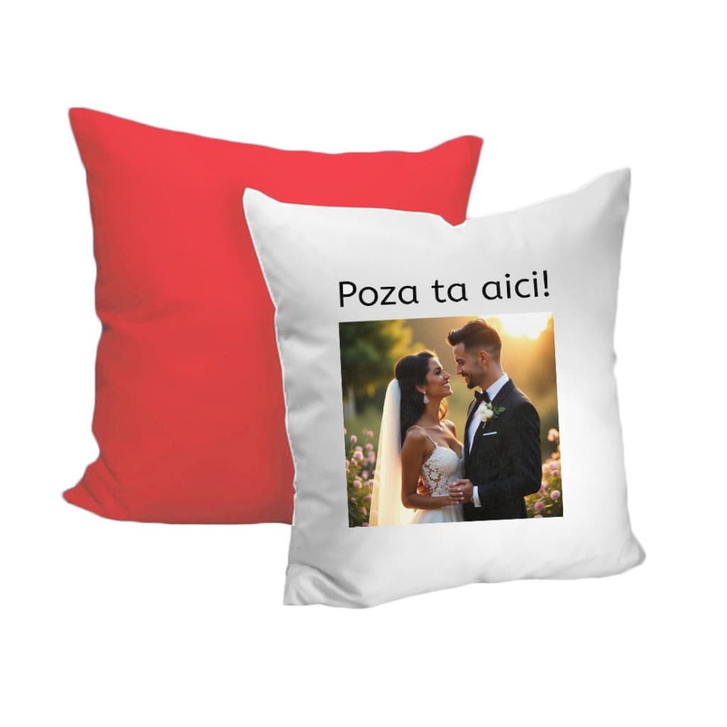 Perna decorativa personalizata, cu poza ta, 40 x 40 cm, alba, mata, spate rosu, husa detasabila 1