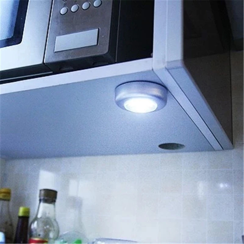 Mini lampa cu 3 LED-uri ZD9, functionare prin apasare 3