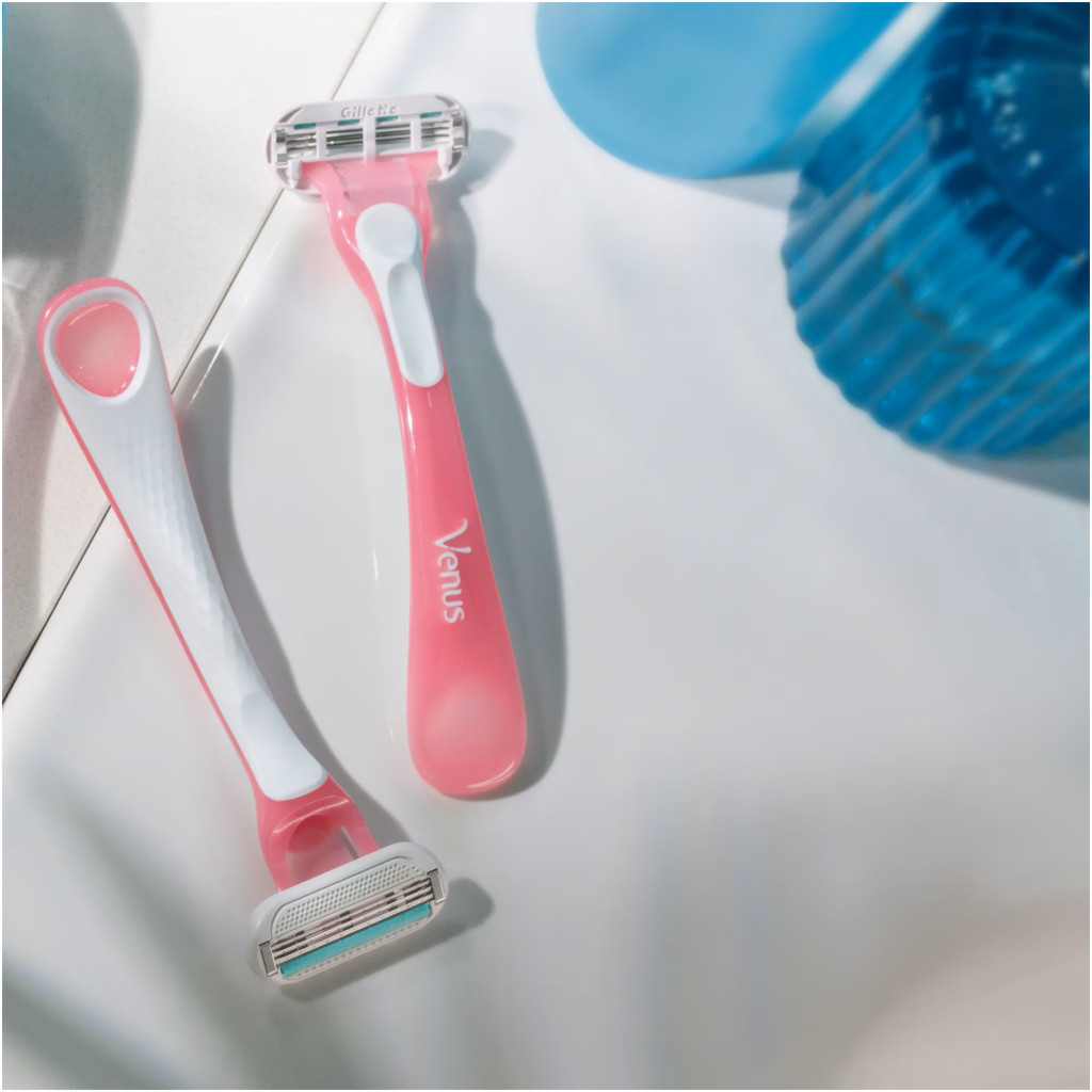 Set 4 aparate de ras Gillette Venus Sensitive, 3 lame, banda lubrifianta cu aloe, roz 2