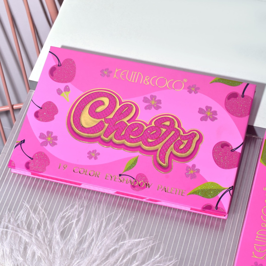 Paleta de Machiaj, KEVIN & COCO, Cherry Blossom. Fard de Pleoape, 19 culori, 19.2 x 12.8 x 1.4 cm 2