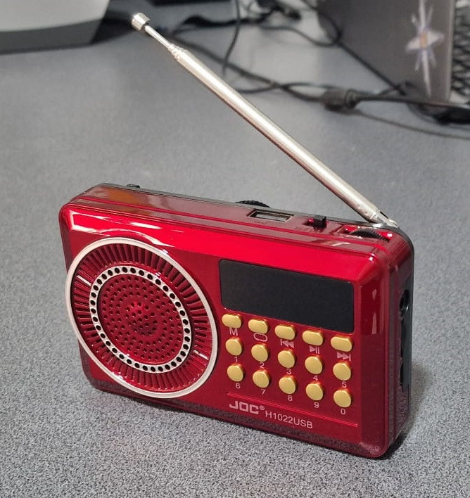 Radio portabil JOC - H1022USB, MP3, microSD/USB,FM, afisaj electronic, acumulator 2000 mAH, rosu 3
