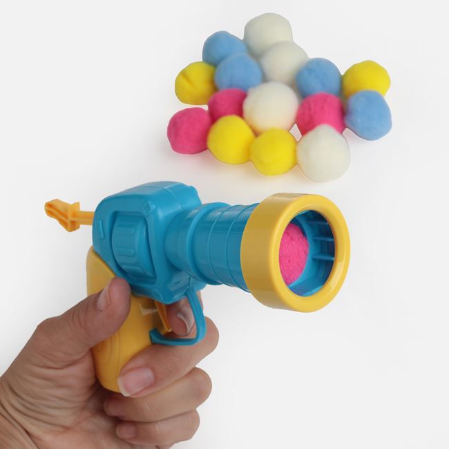 Jucarie Pisica Pistol cu Bile Pompon 3